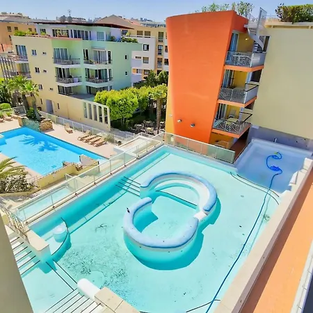 Rooftop -vue Port, 4 Pers, Climatisé, Terrasse, Jaccuzi, Parking *