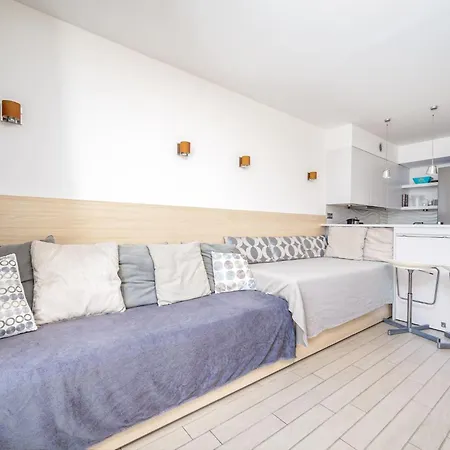 Rooftop -vue Port, 4 Pers, Climatise, Terrasse, Jaccuzi, Parking 아파트 앙티브