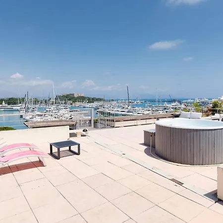 Rooftop -vue Port, 4 Pers, Climatise, Terrasse, Jaccuzi, Parking Apartment