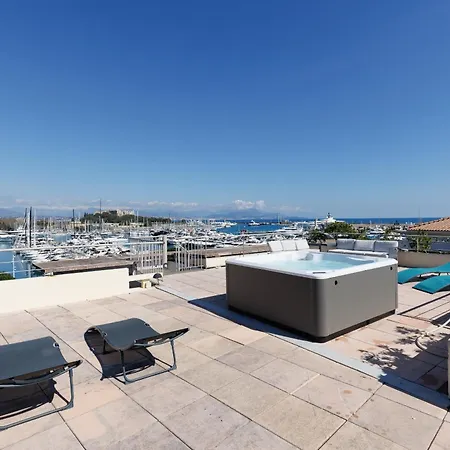 Rooftop -vue Port, 4 Pers, Climatise, Terrasse, Jaccuzi, Parking 아파트 앙티브