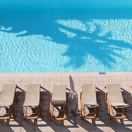 Rooftop -vue Port, 4 Pers, Climatise, Terrasse, Jaccuzi, Parking 아파트 앙티브