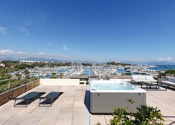 Rooftop -vue Port, 4 Pers, Climatisé, Terrasse, Jaccuzi, Parking